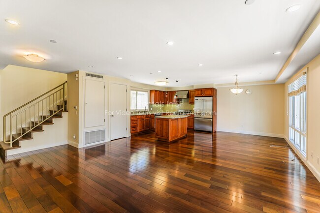 Foto del edificio - 2443 Clement St
