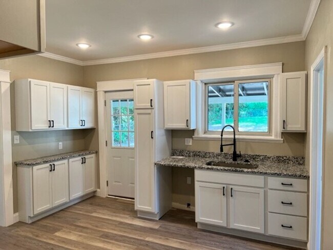 Foto del edificio - 3 BR 2 BA Ranch in Troy, MO