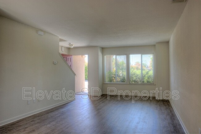 Foto del edificio - 2878 Grove Way