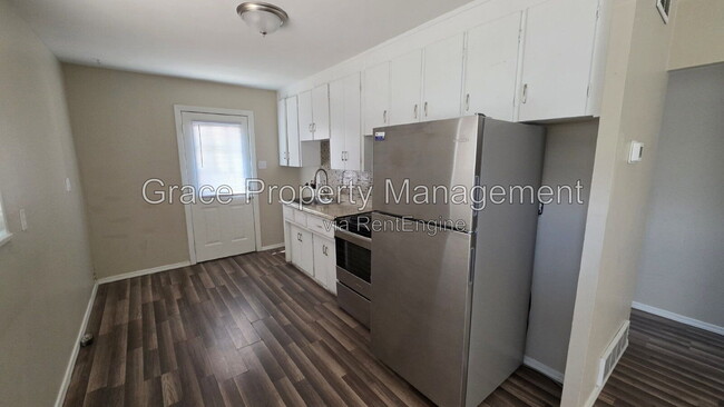 Building Photo - 7691 Leyden Ln