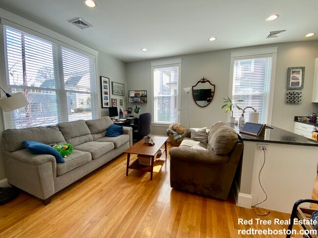 Building Photo - 408 S Huntington Ave