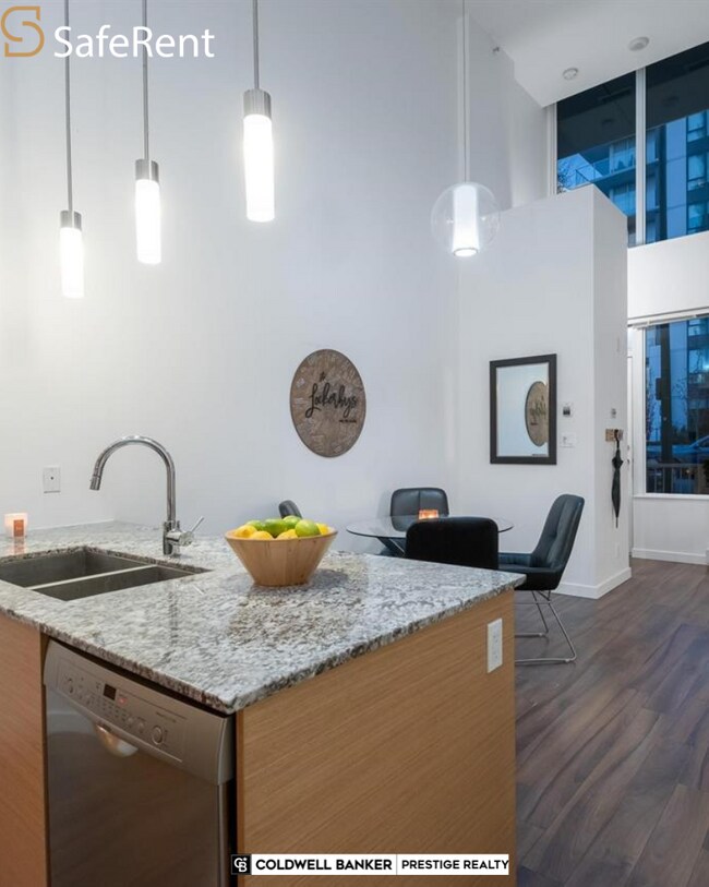 Photo du bâtiment - 1641 Eastern Av