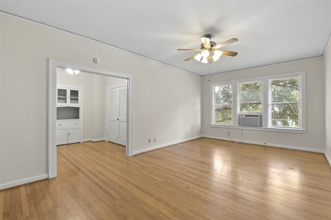 Building Photo - 436 Westmoreland St