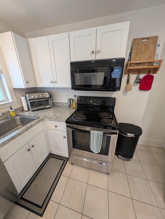 Building Photo - 67 Porpoise Way
