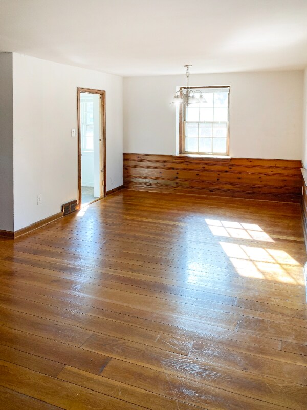 Foto del edificio - 2920 Midvale Ave