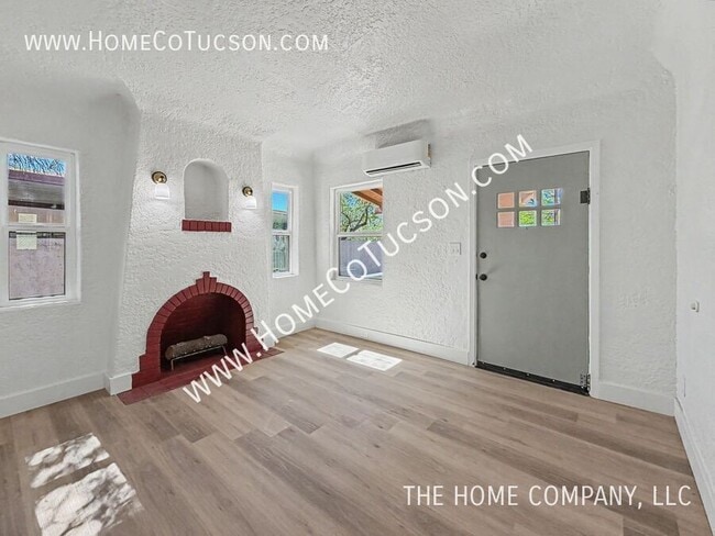 Foto del edificio - 1812 E 9th St