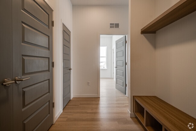 B5 - 2 BR, 2 BA - 1,219 SF - Madison at Canyons, The