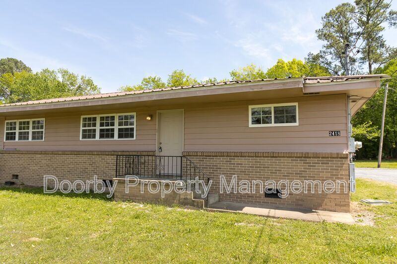 Primary Photo - 2418 Hickory Valley Rd