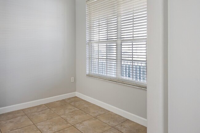Building Photo - 3528 Sanctuary Dr