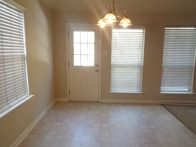 Foto del edificio - 446 N Compass Rose Cir