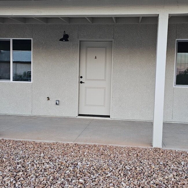 Building Photo - Brand New Patio Home