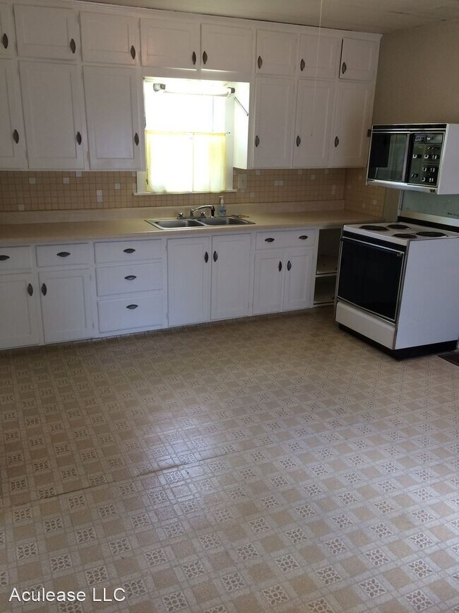 Foto del edificio - 3 br, 1 bath House - 409 N Madison