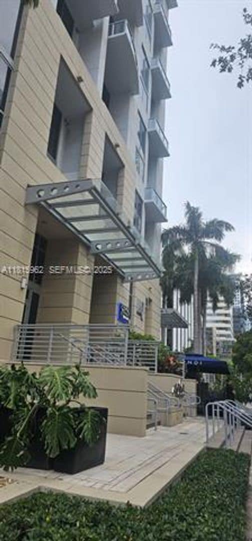 Photo - 1060 Brickell Ave Apartment