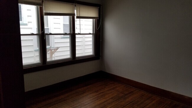 Foto del edificio - 3 Bedroom in Swillburg Area