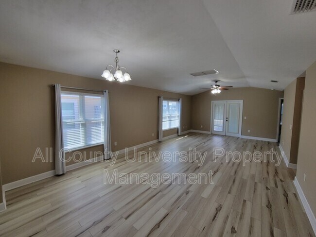 Foto del edificio - 470 SW 251st St