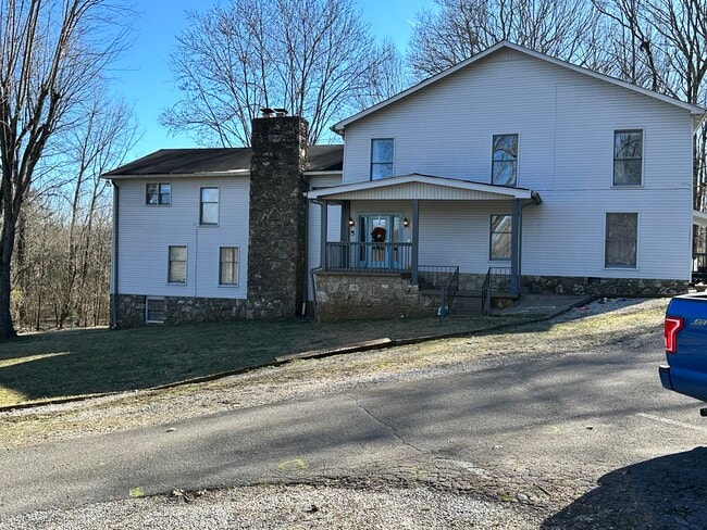 Building Photo - 1424A Rock Springs Rd