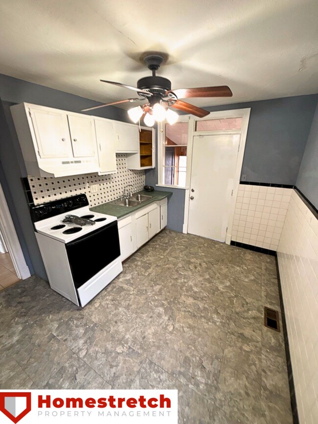 Building Photo - 10055 Diamond Dr