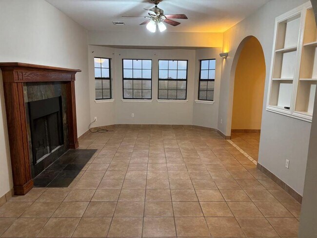 Foto del edificio - 13727 Abrahamson Rd