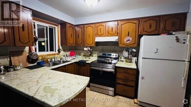 Building Photo - 3 Prairie Dunes Pl
