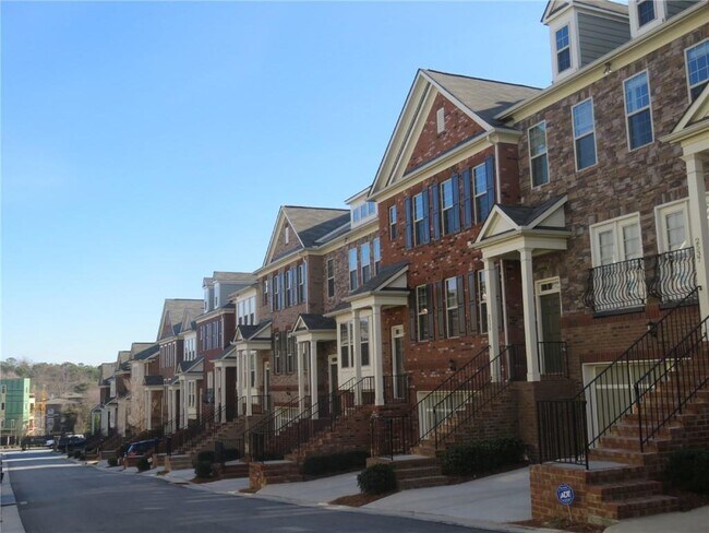Foto del edificio - 2541 Sibley Ln NE