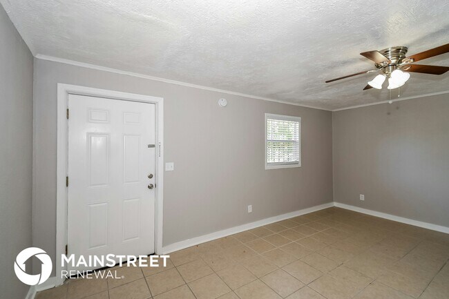 Building Photo - 4602 Roanoke Blvd