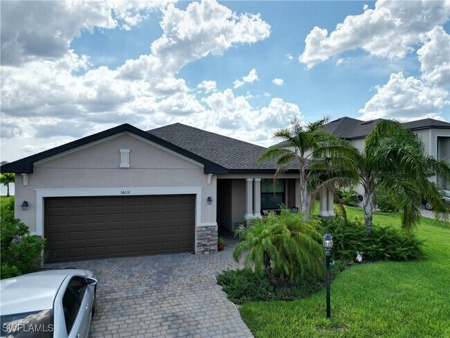 Foto del edificio - 14631 Monrovia Ln