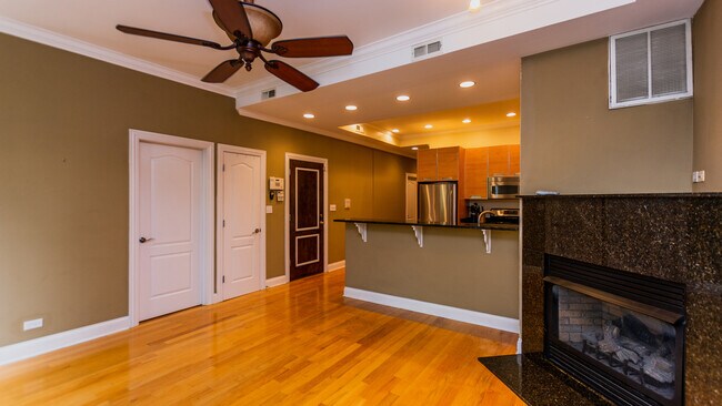 Foto del edificio - 1608 N Whipple St