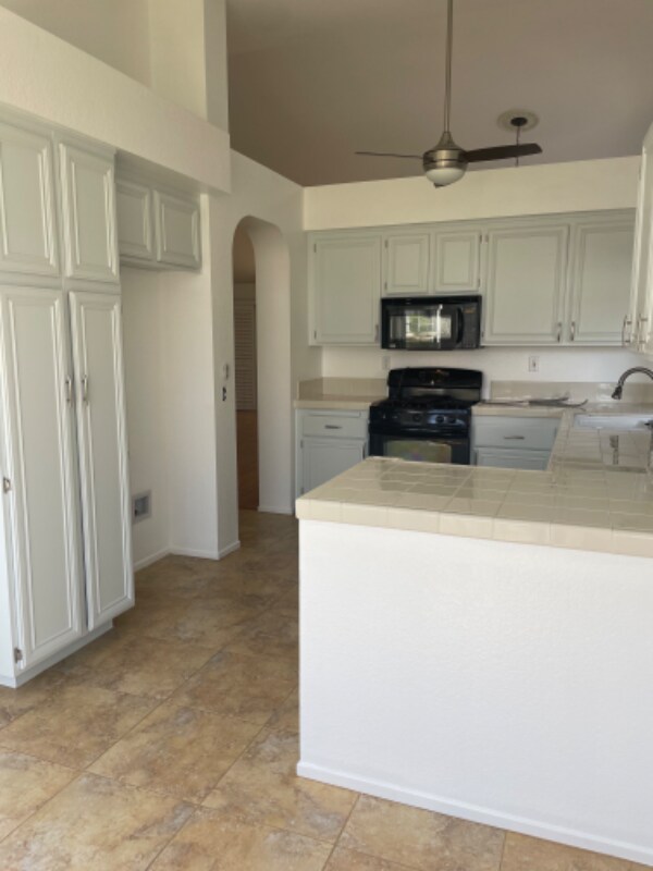 Foto del edificio - 28095 Aspenwood Way