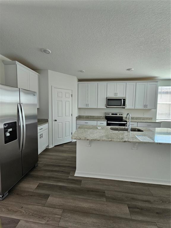 Foto del edificio - 4519 Windy Oak Wy