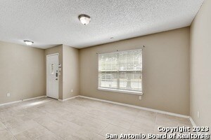 Building Photo - 10515 Talon Point
