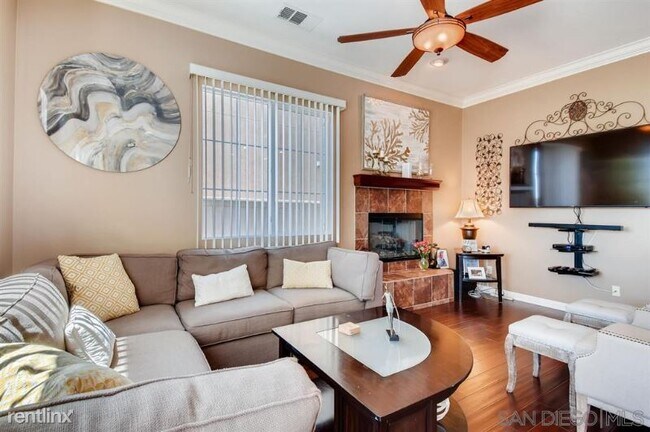 Foto del edificio - 5 br, 5 bath House - 1642 Fleishbein St.