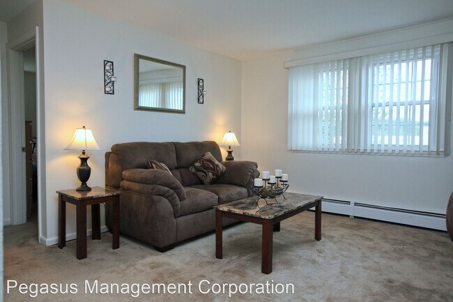 Foto del edificio - 79-83 South Rd