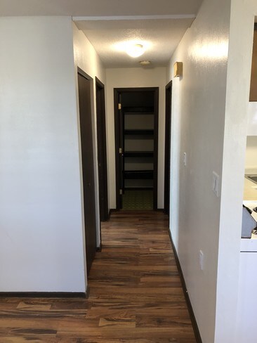 Foto del edificio - 300 N 6th St