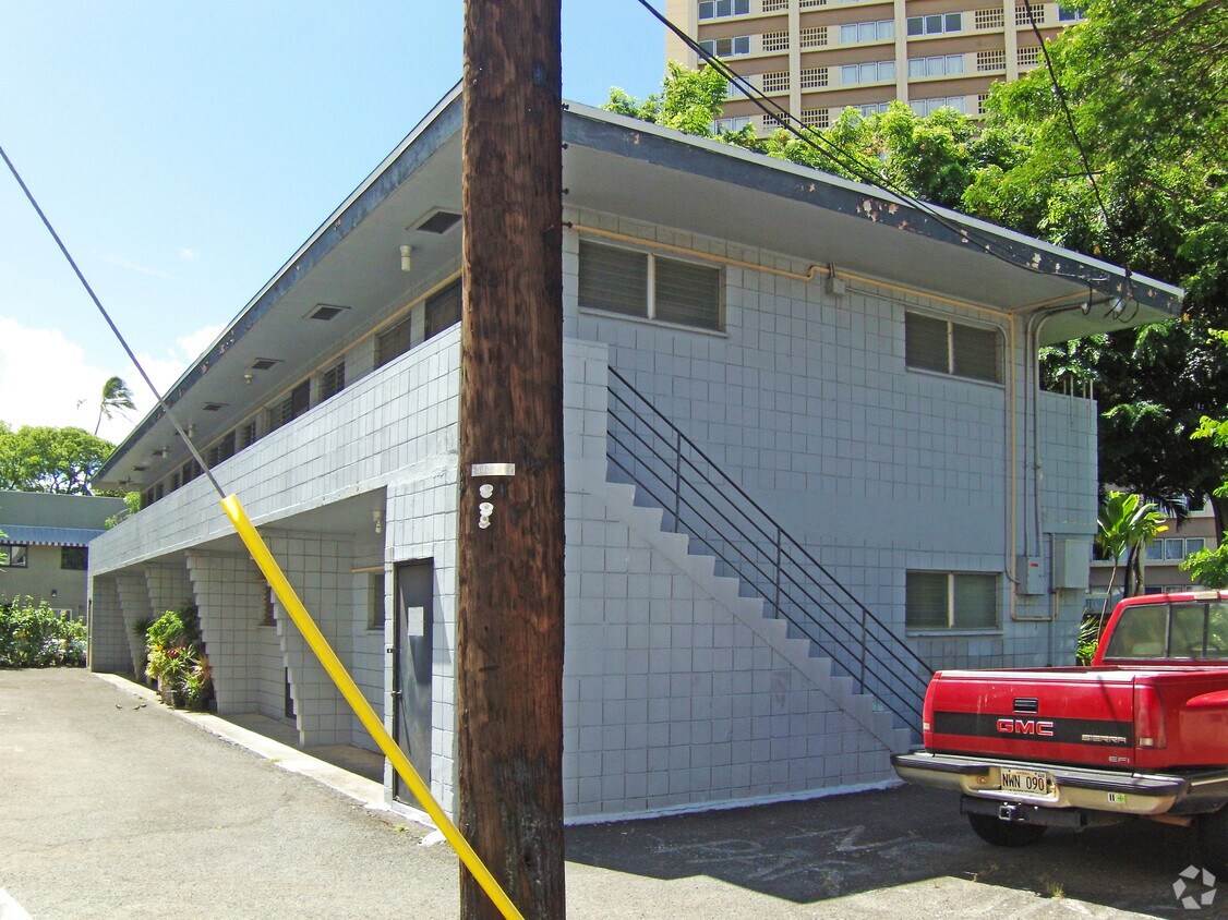 Building Photo - 1515 S King St