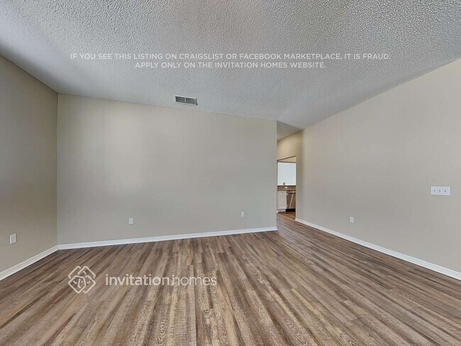 Foto del edificio - 7435 Gingko Ave