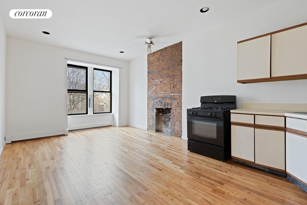Building Photo - 283 Classon Ave