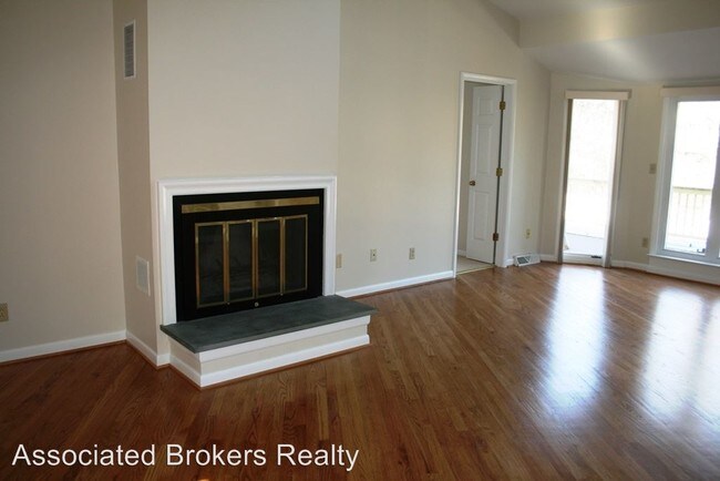 Building Photo - 1809 Rugby Pl