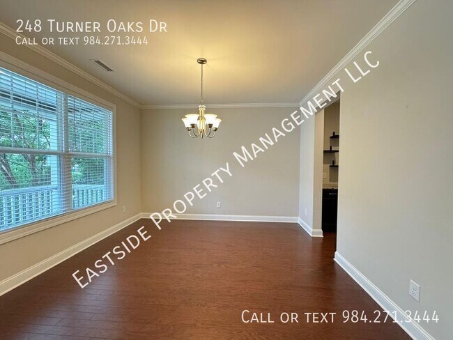 Building Photo - 248 Turner Oaks Dr