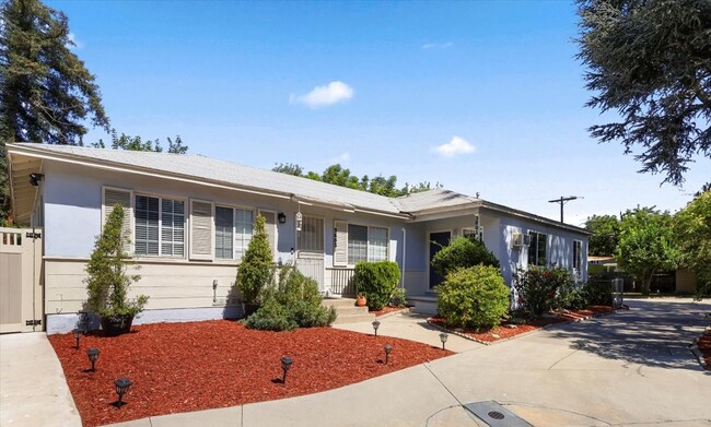 Foto del edificio - 3801 Legion Ln