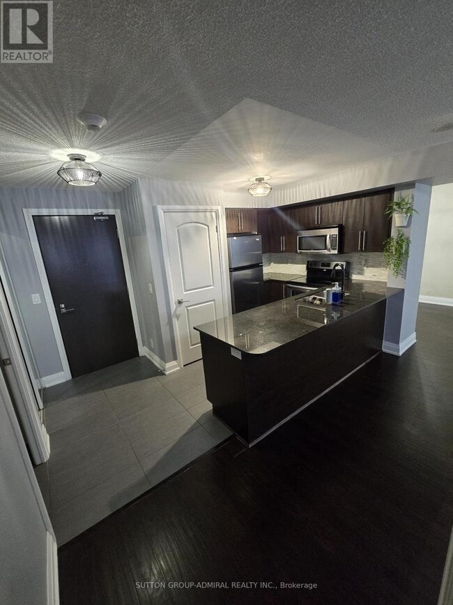 Photo du bâtiment - 1060 Sheppard Ave W