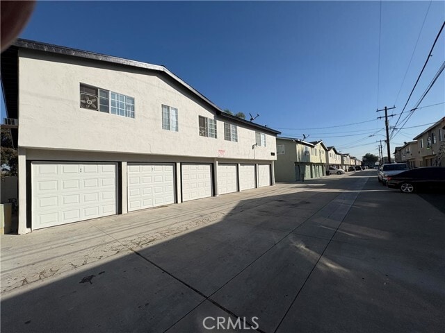 Building Photo - 999 Valencia St