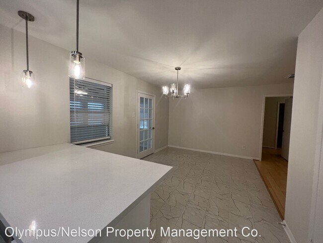 Foto del edificio - 3 br, 2 bath House - 5470 Ariel St