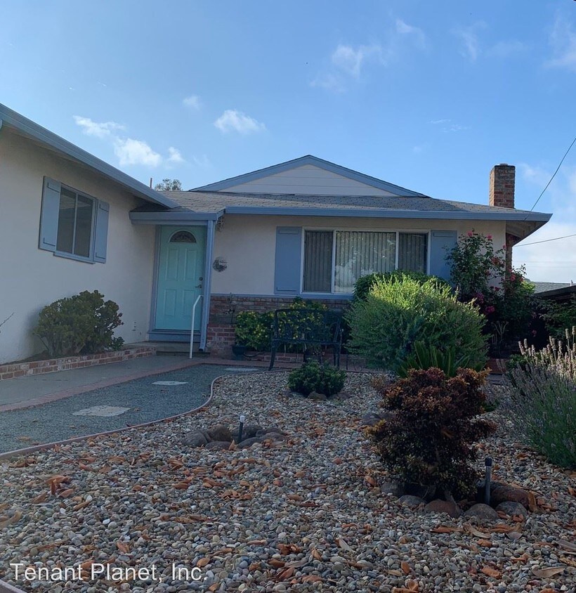 Building Photo - 3 br, 2 bath House - 627 Tina Way