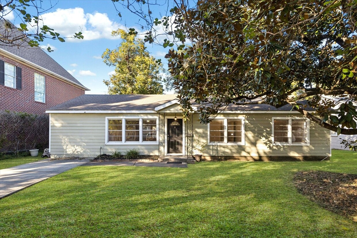 Foto principal - 5122 Locust St