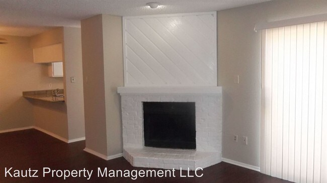 Building Photo - 1106 Brighton Dr
