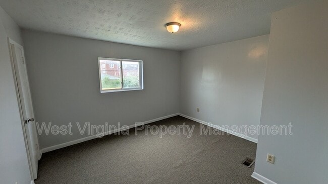 Building Photo - 1111 24th St