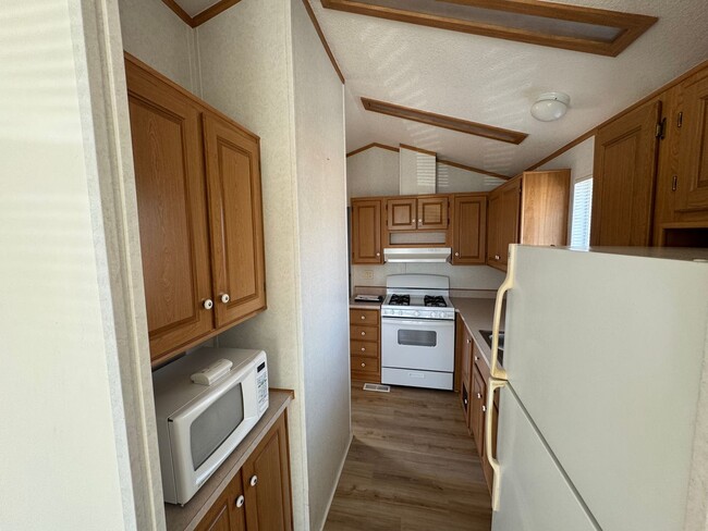 Foto del edificio - Cozy 1 Bedroom, 1 Bath Tiny Home Oasis in ...