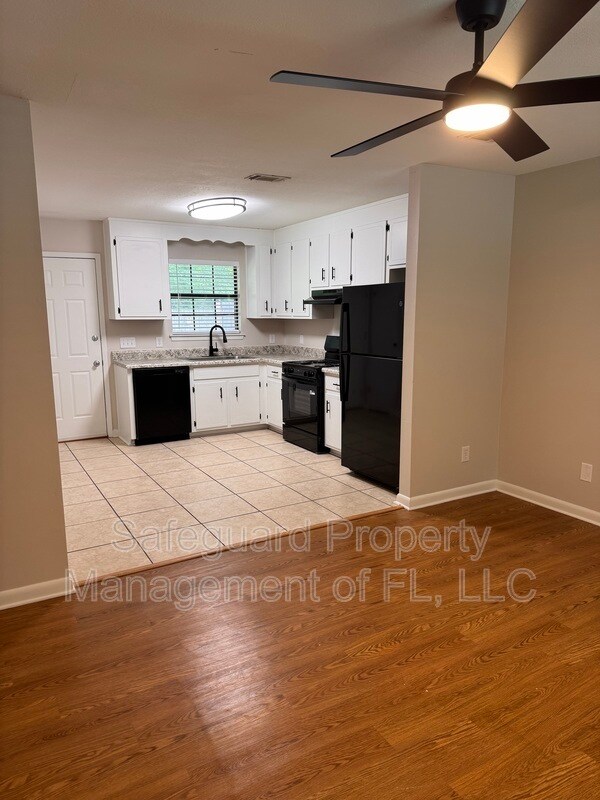 Foto del edificio - 4179 Ravenwood Dr