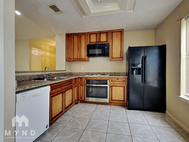 Building Photo - 10303 Appleridge Dr
