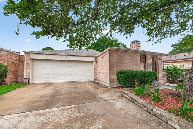 Building Photo - 14222 Stokesmount Dr